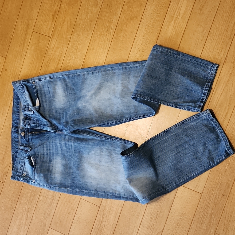 Men's Levi's jeans